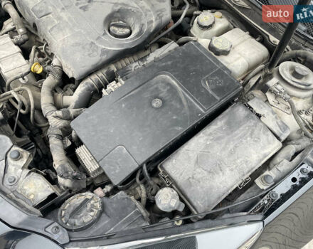 Черный Опель Инсигния, объемом двигателя 2 л и пробегом 180 тыс. км за 9400 $, фото 133 на Automoto.ua