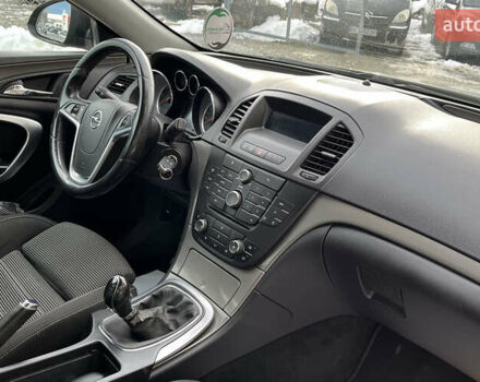 Чорний Опель Інсігнія, об'ємом двигуна 1.96 л та пробігом 244 тис. км за 8100 $, фото 20 на Automoto.ua