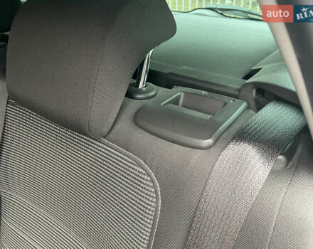 Черный Опель Инсигния, объемом двигателя 2 л и пробегом 180 тыс. км за 9400 $, фото 105 на Automoto.ua