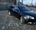 Черный Опель Инсигния, объемом двигателя 1.96 л и пробегом 340 тыс. км за 7200 $, фото 3 на Automoto.ua