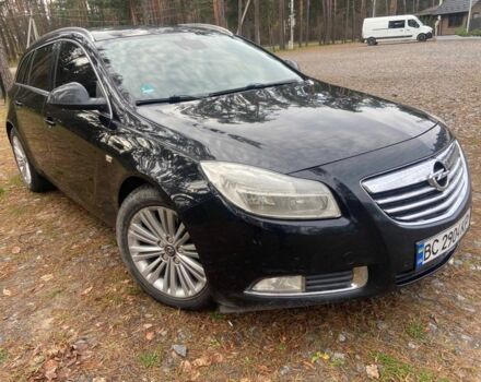 Чорний Опель Інсігнія, об'ємом двигуна 2 л та пробігом 270 тис. км за 8500 $, фото 1 на Automoto.ua