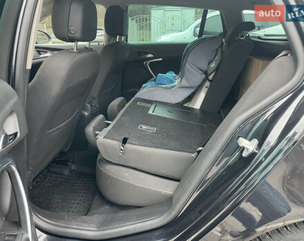 Черный Опель Инсигния, объемом двигателя 2 л и пробегом 180 тыс. км за 9400 $, фото 107 на Automoto.ua