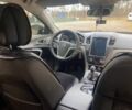 Чорний Опель Інсігнія, об'ємом двигуна 2 л та пробігом 270 тис. км за 8000 $, фото 3 на Automoto.ua