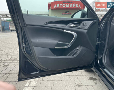 Черный Опель Инсигния, объемом двигателя 2 л и пробегом 180 тыс. км за 9400 $, фото 111 на Automoto.ua