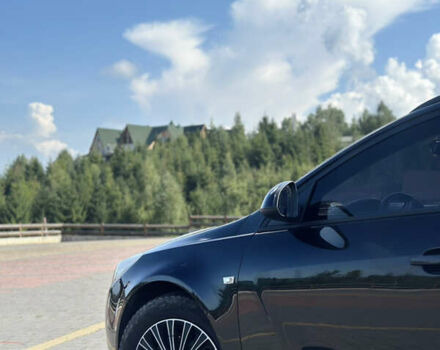 Черный Опель Инсигния, объемом двигателя 2 л и пробегом 299 тыс. км за 7799 $, фото 9 на Automoto.ua