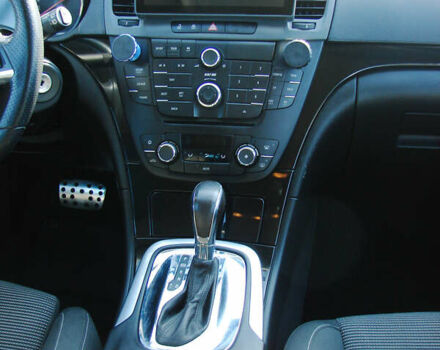 Черный Опель Инсигния, объемом двигателя 2 л и пробегом 257 тыс. км за 9500 $, фото 18 на Automoto.ua