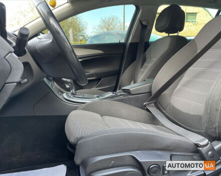 Черный Опель Инсигния, объемом двигателя 2 л и пробегом 273 тыс. км за 10500 $, фото 9 на Automoto.ua