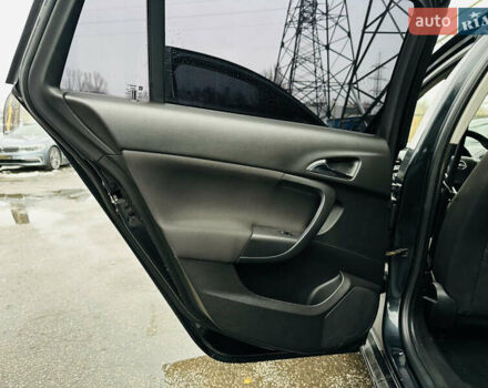 Чорний Опель Інсігнія, об'ємом двигуна 1.96 л та пробігом 264 тис. км за 9800 $, фото 17 на Automoto.ua