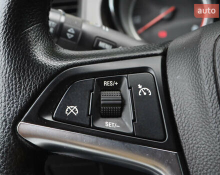 Черный Опель Инсигния, объемом двигателя 1.96 л и пробегом 213 тыс. км за 8999 $, фото 28 на Automoto.ua