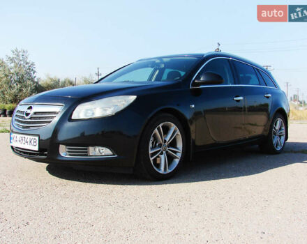 Черный Опель Инсигния, объемом двигателя 2 л и пробегом 257 тыс. км за 9500 $, фото 3 на Automoto.ua