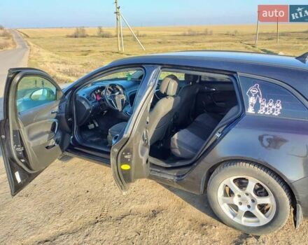 Чорний Опель Інсігнія, об'ємом двигуна 1.96 л та пробігом 343 тис. км за 9200 $, фото 24 на Automoto.ua