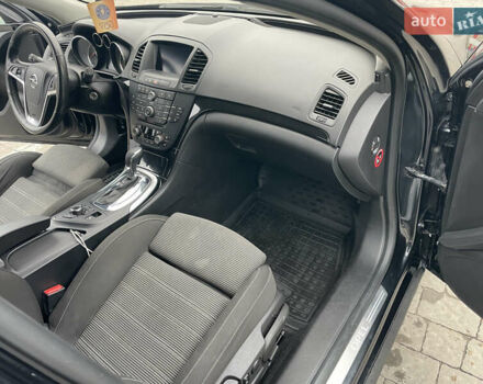 Черный Опель Инсигния, объемом двигателя 2 л и пробегом 180 тыс. км за 9400 $, фото 66 на Automoto.ua