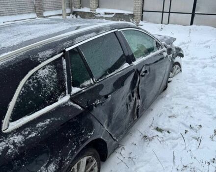 Черный Опель Инсигния, объемом двигателя 2 л и пробегом 270 тыс. км за 3498 $, фото 6 на Automoto.ua