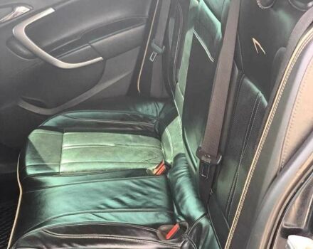 Черный Опель Инсигния, объемом двигателя 2 л и пробегом 140 тыс. км за 13500 $, фото 5 на Automoto.ua