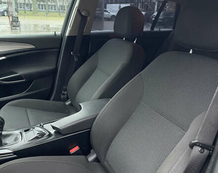 Чорний Опель Інсігнія, об'ємом двигуна 1.96 л та пробігом 250 тис. км за 8700 $, фото 12 на Automoto.ua