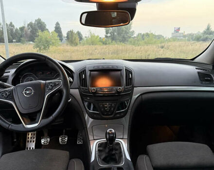 Черный Опель Инсигния, объемом двигателя 1.96 л и пробегом 230 тыс. км за 12000 $, фото 24 на Automoto.ua