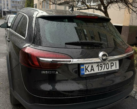 Черный Опель Инсигния, объемом двигателя 2 л и пробегом 178 тыс. км за 13555 $, фото 5 на Automoto.ua