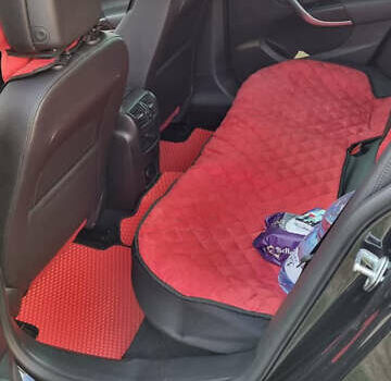 Черный Опель Инсигния, объемом двигателя 1.96 л и пробегом 235 тыс. км за 11200 $, фото 9 на Automoto.ua