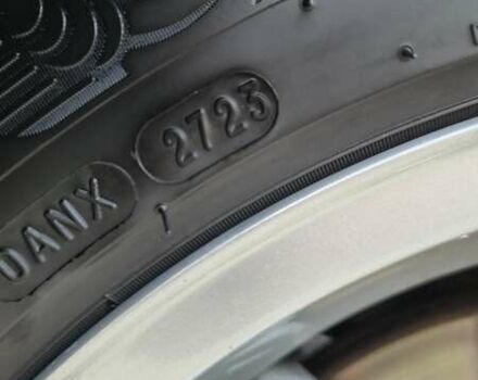 Черный Опель Инсигния, объемом двигателя 1.96 л и пробегом 322 тыс. км за 10400 $, фото 9 на Automoto.ua