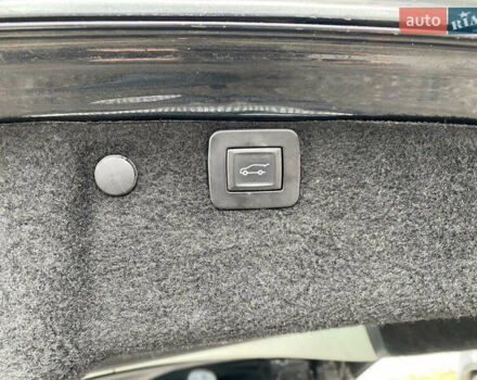 Чорний Опель Інсігнія, об'ємом двигуна 1.96 л та пробігом 170 тис. км за 11900 $, фото 14 на Automoto.ua