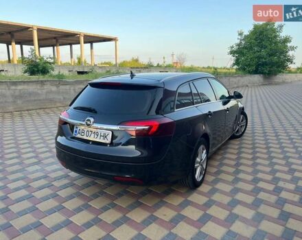 Чорний Опель Інсігнія, об'ємом двигуна 1.96 л та пробігом 350 тис. км за 9000 $, фото 16 на Automoto.ua