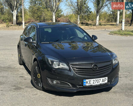 Черный Опель Инсигния, объемом двигателя 2 л и пробегом 246 тыс. км за 11000 $, фото 2 на Automoto.ua