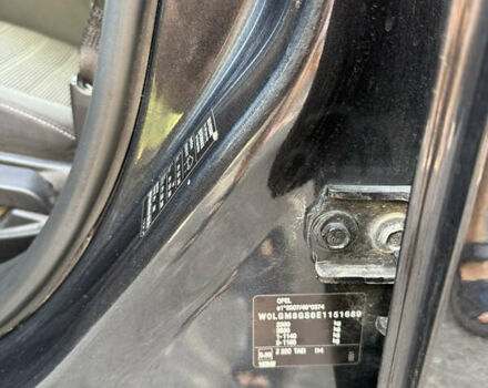 Черный Опель Инсигния, объемом двигателя 1.96 л и пробегом 230 тыс. км за 12000 $, фото 31 на Automoto.ua