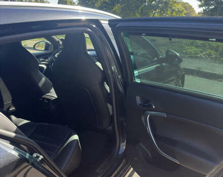 Черный Опель Инсигния, объемом двигателя 2 л и пробегом 246 тыс. км за 11000 $, фото 13 на Automoto.ua