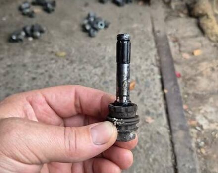 Черный Опель Инсигния, объемом двигателя 1.96 л и пробегом 322 тыс. км за 10400 $, фото 18 на Automoto.ua