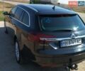 Черный Опель Инсигния, объемом двигателя 1.96 л и пробегом 240 тыс. км за 10500 $, фото 2 на Automoto.ua