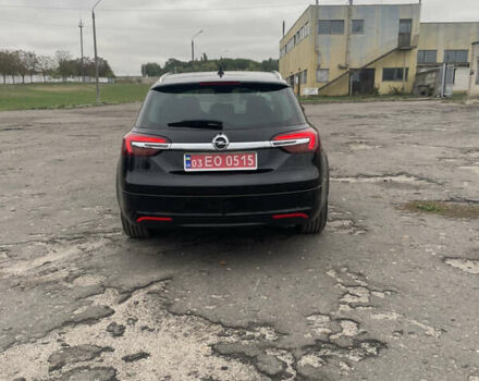 Чорний Опель Інсігнія, об'ємом двигуна 2 л та пробігом 233 тис. км за 12888 $, фото 4 на Automoto.ua
