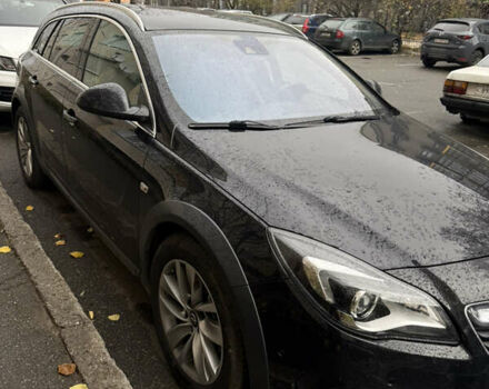 Черный Опель Инсигния, объемом двигателя 2 л и пробегом 178 тыс. км за 13555 $, фото 2 на Automoto.ua