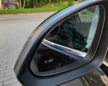 Чорний Опель Інсігнія, об'ємом двигуна 1.96 л та пробігом 219 тис. км за 10800 $, фото 4 на Automoto.ua