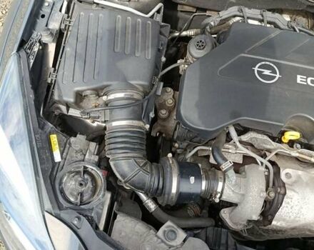 Черный Опель Инсигния, объемом двигателя 2 л и пробегом 252 тыс. км за 9850 $, фото 108 на Automoto.ua