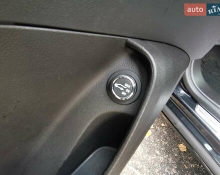 Чорний Опель Інсігнія, об'ємом двигуна 1.96 л та пробігом 205 тис. км за 12999 $, фото 27 на Automoto.ua