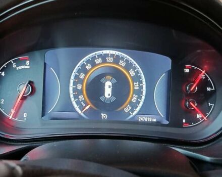 Черный Опель Инсигния, объемом двигателя 2 л и пробегом 252 тыс. км за 9850 $, фото 106 на Automoto.ua