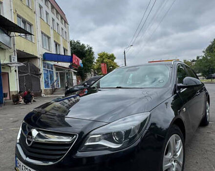 Черный Опель Инсигния, объемом двигателя 1.96 л и пробегом 289 тыс. км за 10700 $, фото 1 на Automoto.ua