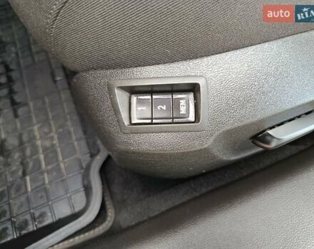 Черный Опель Инсигния, объемом двигателя 2 л и пробегом 252 тыс. км за 9850 $, фото 27 на Automoto.ua