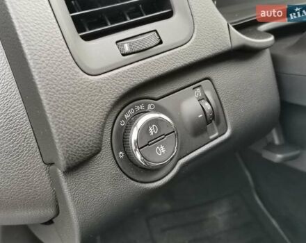 Чорний Опель Інсігнія, об'ємом двигуна 1.96 л та пробігом 205 тис. км за 12999 $, фото 20 на Automoto.ua