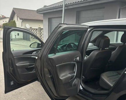 Черный Опель Инсигния, объемом двигателя 1.96 л и пробегом 312 тыс. км за 10500 $, фото 46 на Automoto.ua