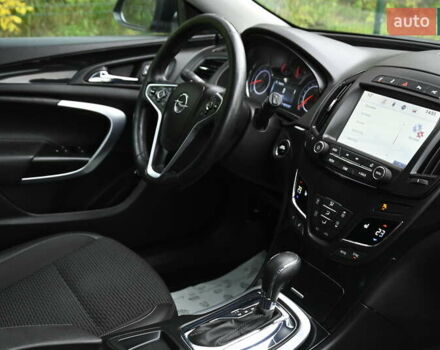 Черный Опель Инсигния, объемом двигателя 1.96 л и пробегом 248 тыс. км за 13500 $, фото 53 на Automoto.ua