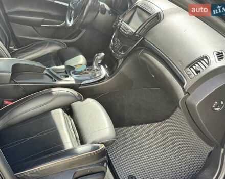 Черный Опель Инсигния, объемом двигателя 1.6 л и пробегом 154 тыс. км за 12300 $, фото 6 на Automoto.ua