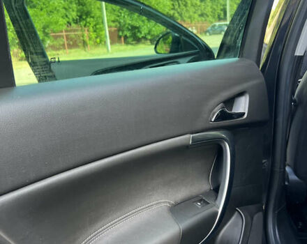 Черный Опель Инсигния, объемом двигателя 1.6 л и пробегом 275 тыс. км за 10500 $, фото 29 на Automoto.ua