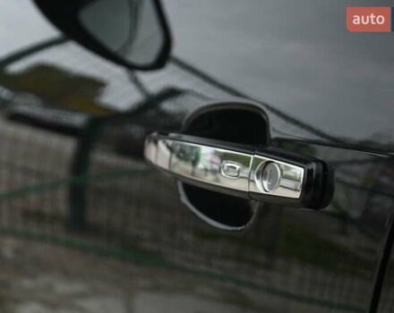 Черный Опель Инсигния, объемом двигателя 1.96 л и пробегом 248 тыс. км за 13500 $, фото 14 на Automoto.ua