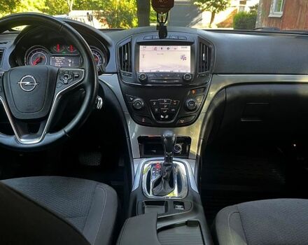 Черный Опель Инсигния, объемом двигателя 2 л и пробегом 218 тыс. км за 10500 $, фото 7 на Automoto.ua