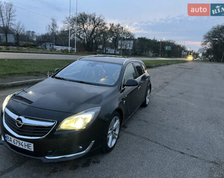 Черный Опель Инсигния, объемом двигателя 1.96 л и пробегом 270 тыс. км за 13200 $, фото 1 на Automoto.ua