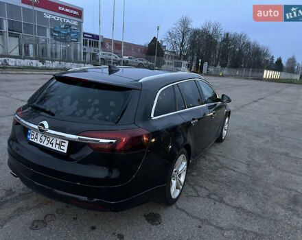 Черный Опель Инсигния, объемом двигателя 1.96 л и пробегом 270 тыс. км за 13200 $, фото 5 на Automoto.ua