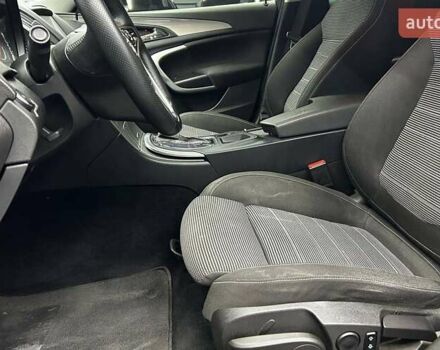 Чорний Опель Інсігнія, об'ємом двигуна 1.96 л та пробігом 324 тис. км за 10800 $, фото 8 на Automoto.ua