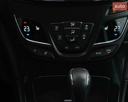 Черный Опель Инсигния, объемом двигателя 1.96 л и пробегом 248 тыс. км за 13500 $, фото 36 на Automoto.ua