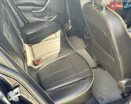 Черный Опель Инсигния, объемом двигателя 1.6 л и пробегом 154 тыс. км за 12300 $, фото 12 на Automoto.ua